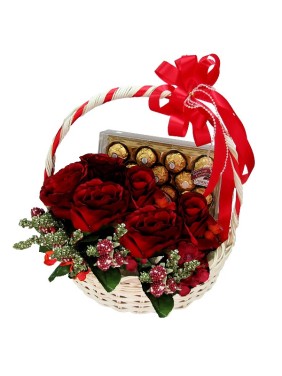 Roses Bunch & Ferrero  in Basket