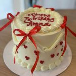 Round Birthday Cake – White Buttercream Frosting