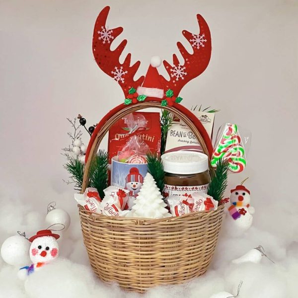 Christmas Basket & Mug Gift Set from Giftshabibi