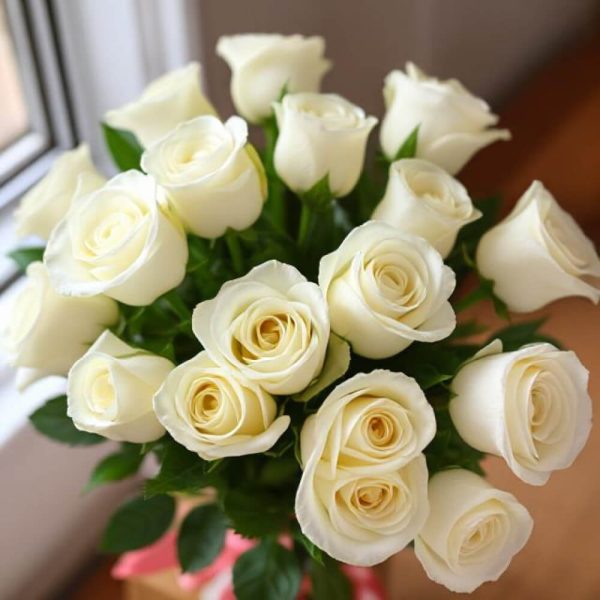 Purety White 12 Roses
